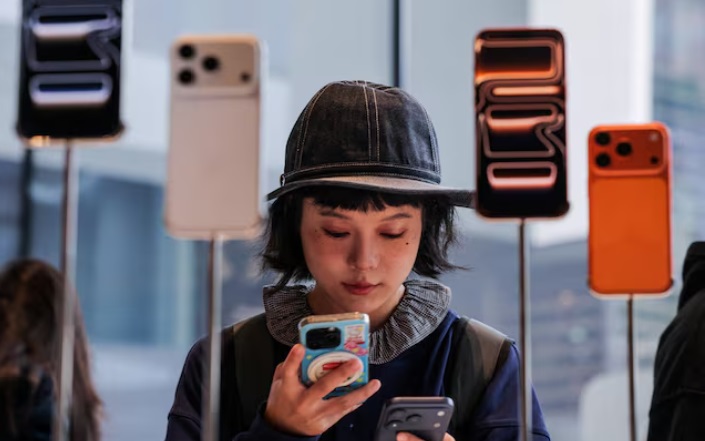 Apple iPhone China sales surge